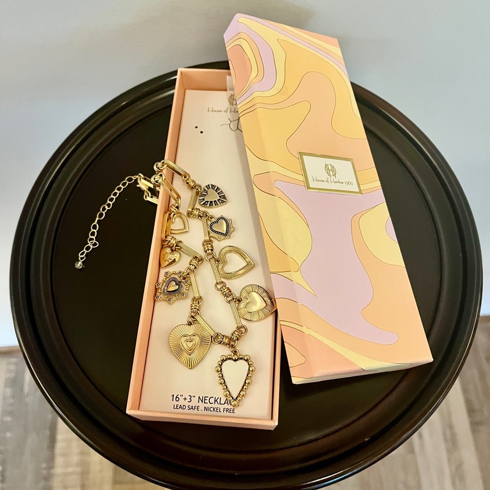 House of Harlow 1960 Gold Heart Necklace